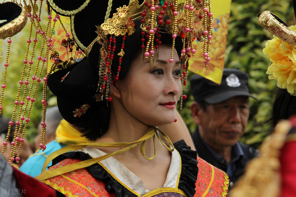 武则天有几个儿子（唐高宗李治和武则天的儿子分别是谁）