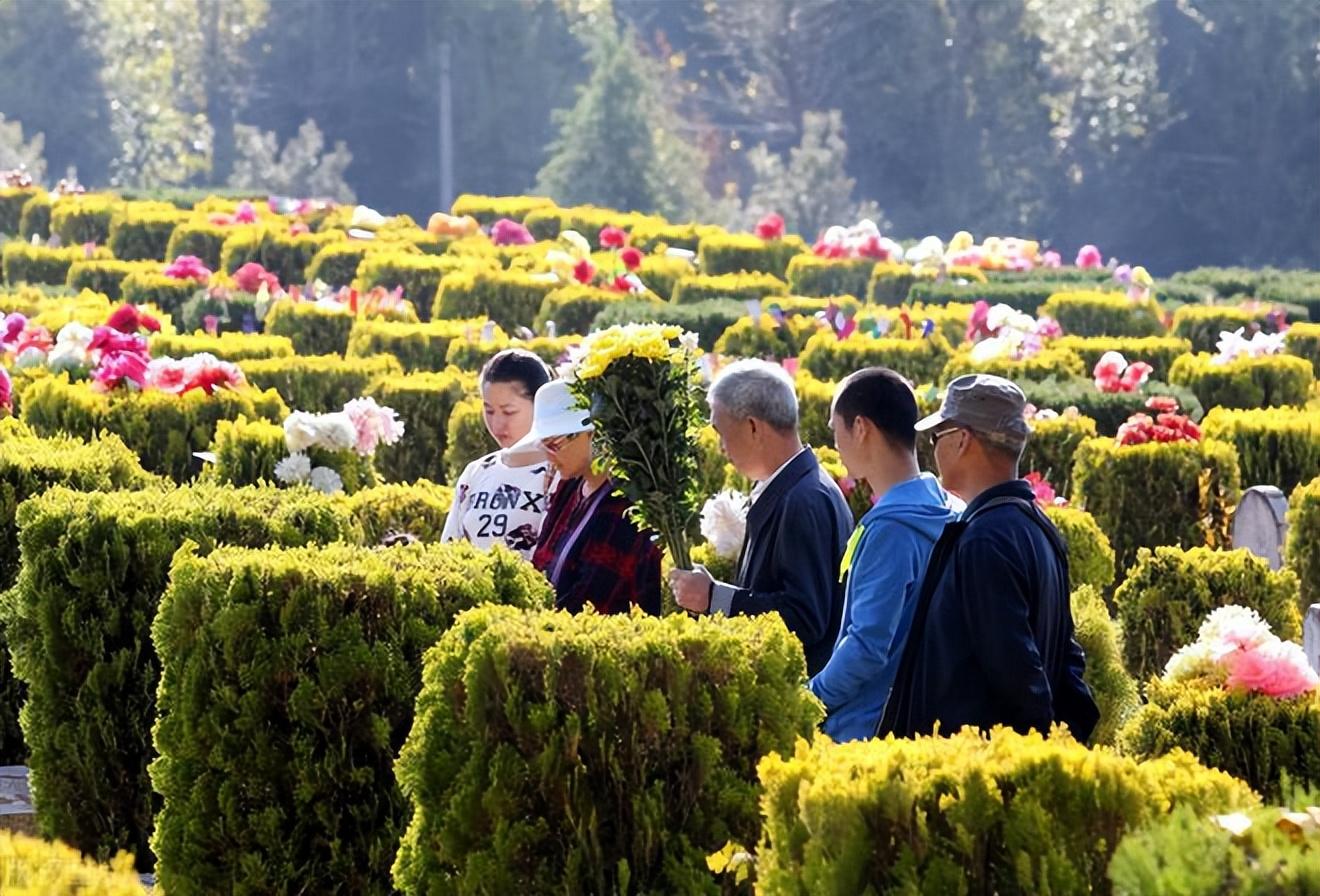 祭祀的规矩和忌讳（上坟牢记五不做，老习俗不能忘 ）