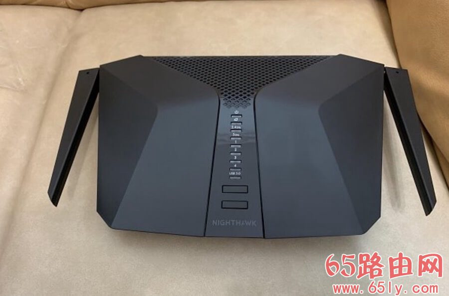 网件WiFi 6路由器：夜鹰 RAX40 开箱评测 秒杀WiFi 5