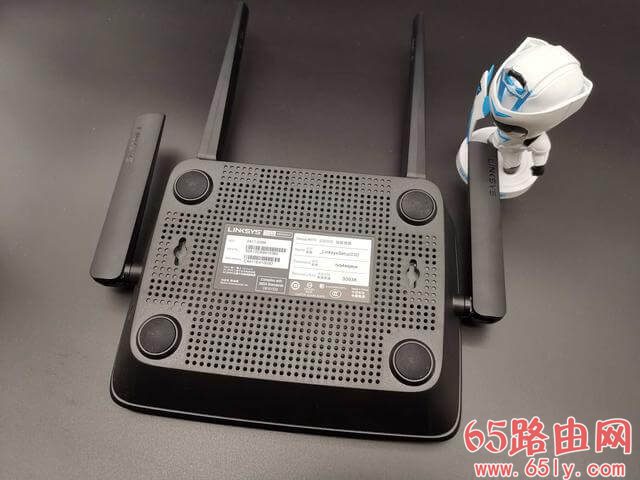 领势Linksys MR9000X路由器开箱评测